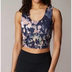 Columbia Women's Tank Top in the Nocturnal Impressions color